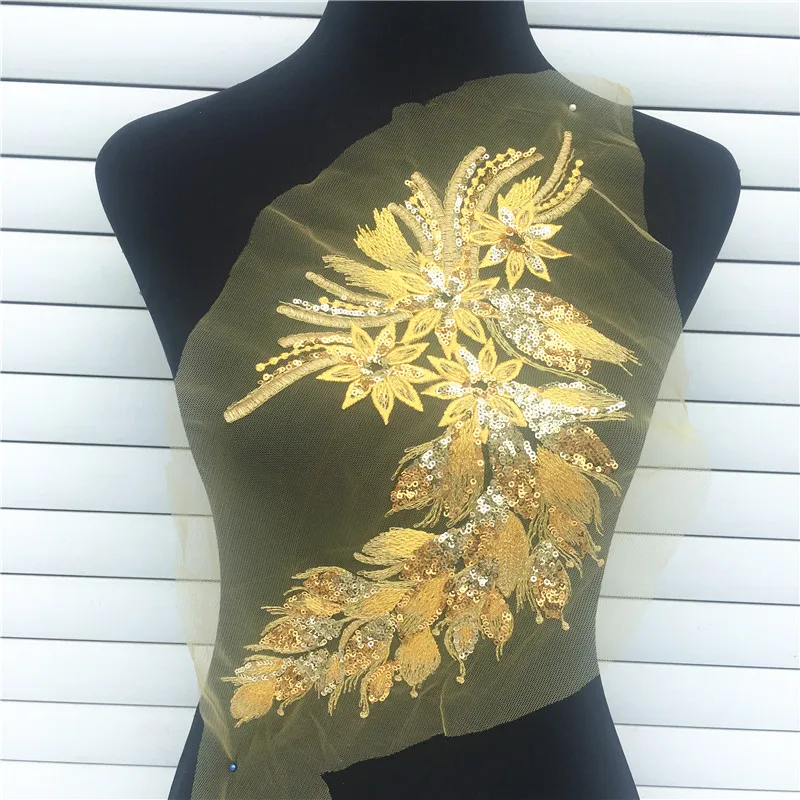 

1PCS Embroidered Lace Gold Sequins Rice Ears Flower Floral Leaves Patches Sew Appliques For Clothes Dress Decor DIY Material