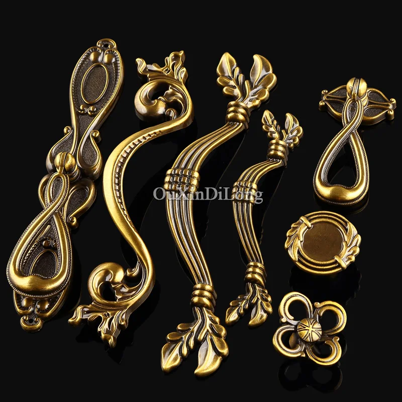 الأعلى تصميم 10 قطع الأوروبية العتيقة المطبخ الأثاث الباب دولاب درج خزانة خزانة سحب مقابض و المقابض