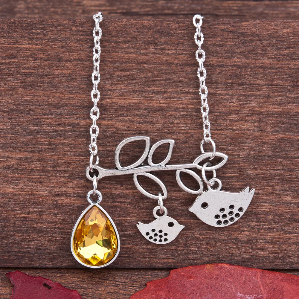 

8SEASONS Mother's Day Handmade Antique silver-color Bird Pendant Family Necklace Orange Rhinestone, Approx 50.5cm Long, 1PC