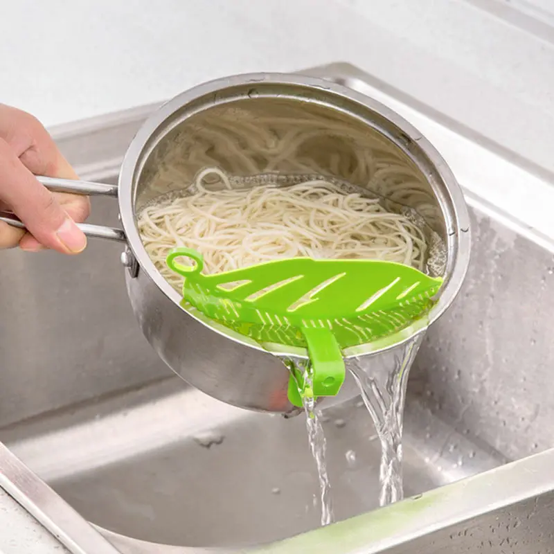 Kitchen Multi function Leaf shaped Wash Rice Strainer Fruit Vegetable