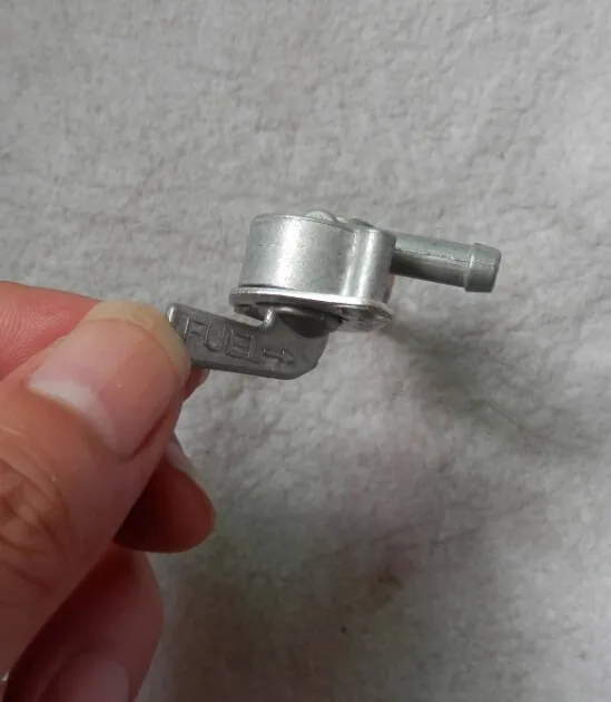 FUEL VALVE  External thread  HONDA GX160 GX390 168F 188F 5