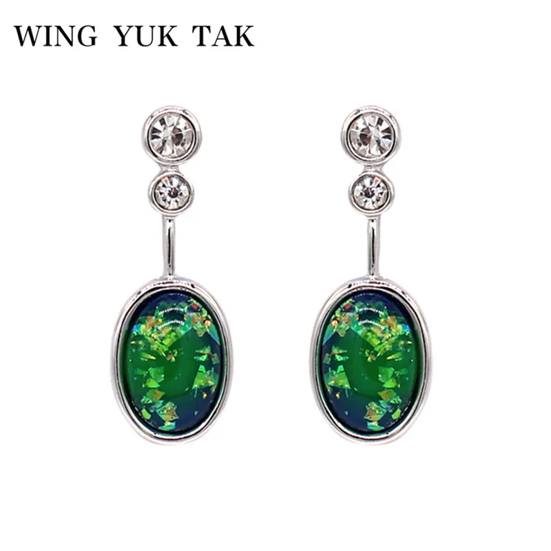 

wing yuk tak Brincos Vintage Earings New Arrive Fashion Delicate Elegant Crystal Stud Earrings For Women Charm Jewelry Wholesale