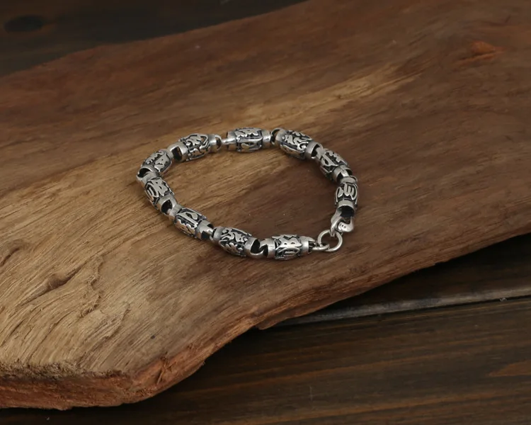 2350856915_2092824473