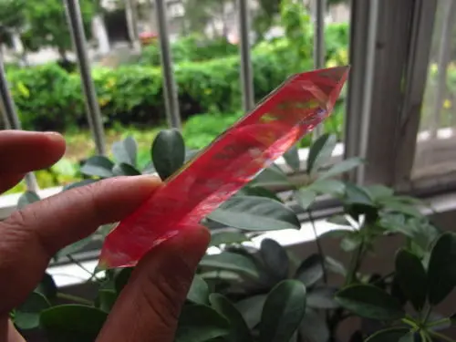 

huij 00505 red SMELTING SMELT QUARTZ CRYSTAL DT WAND POINT HEALING Bronze Statue