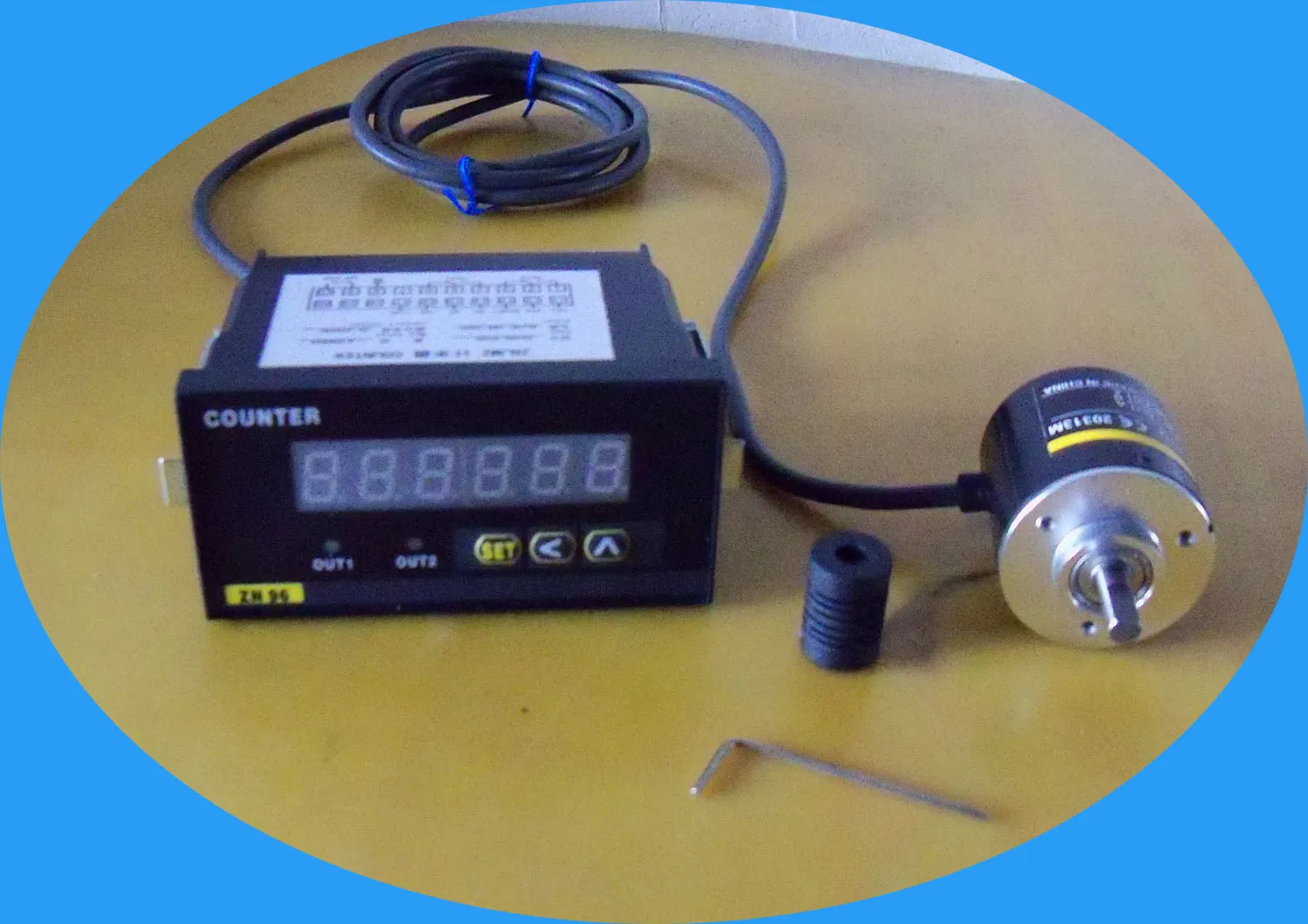 

High Precision Tachometer Frequency Meter Speedometer Overspeed Low Speed Alarm Can Bring 485 Communication.