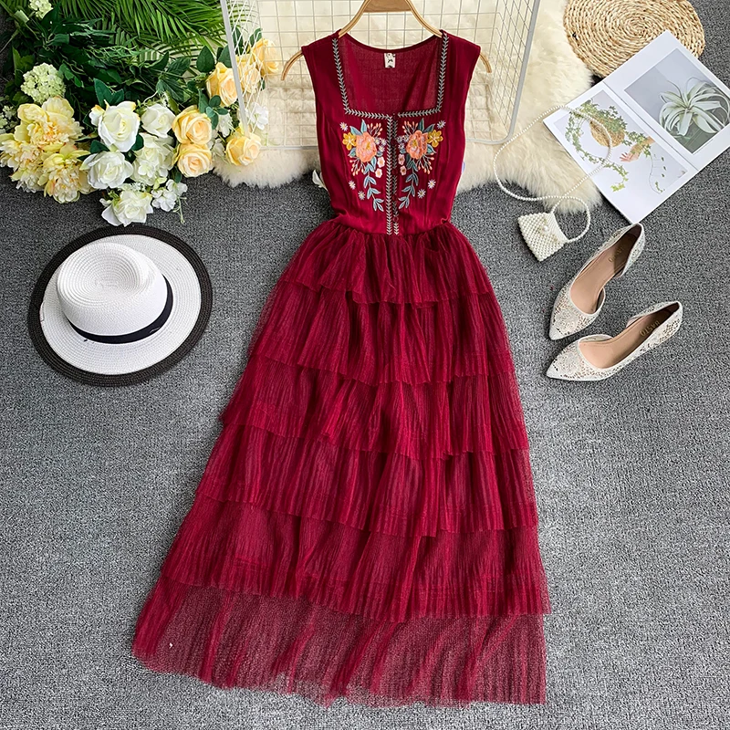 Промышленная Вышивка цветок квадратный воротник без рукавов талии многослойная экран торт юбка в длинном платье женщина - Цвет: Red wine