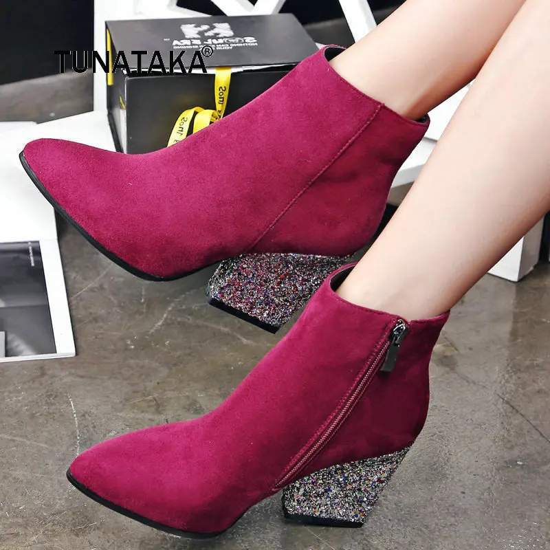 

Faux Suede Bing Square High Heel Woman Ankle Boots Fashion Pointed Toe Ladies Boots Black Red Gray