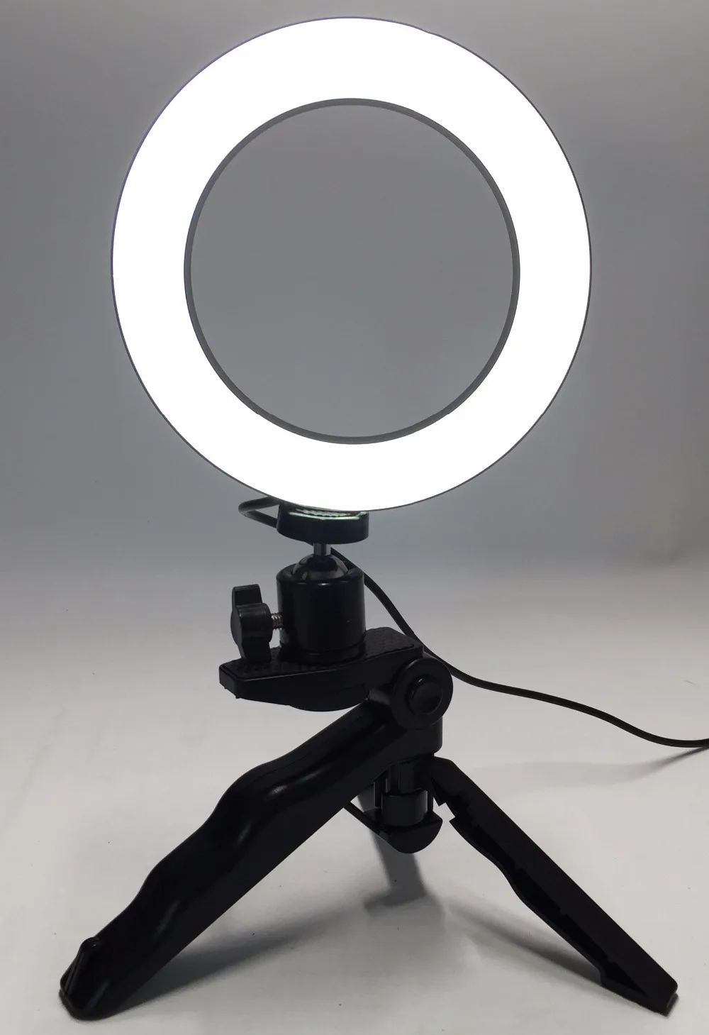 

Photo Ring LED 14.5cm Photographic Lighting+Tripod Phone Video Photography Ring Light USB Line 3000k-6000k White Yellow Color