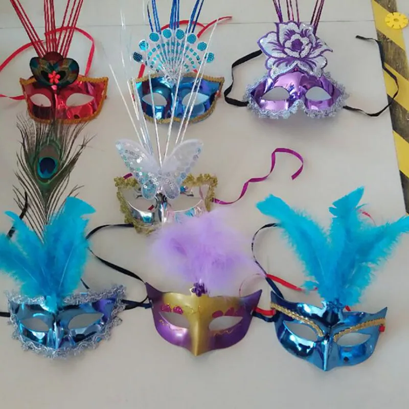 Women Lady Princess LED Flashing Feather Mask Dance Performance Show Butterfly Glowing Masks Party Halloween Christmas | Тематическая