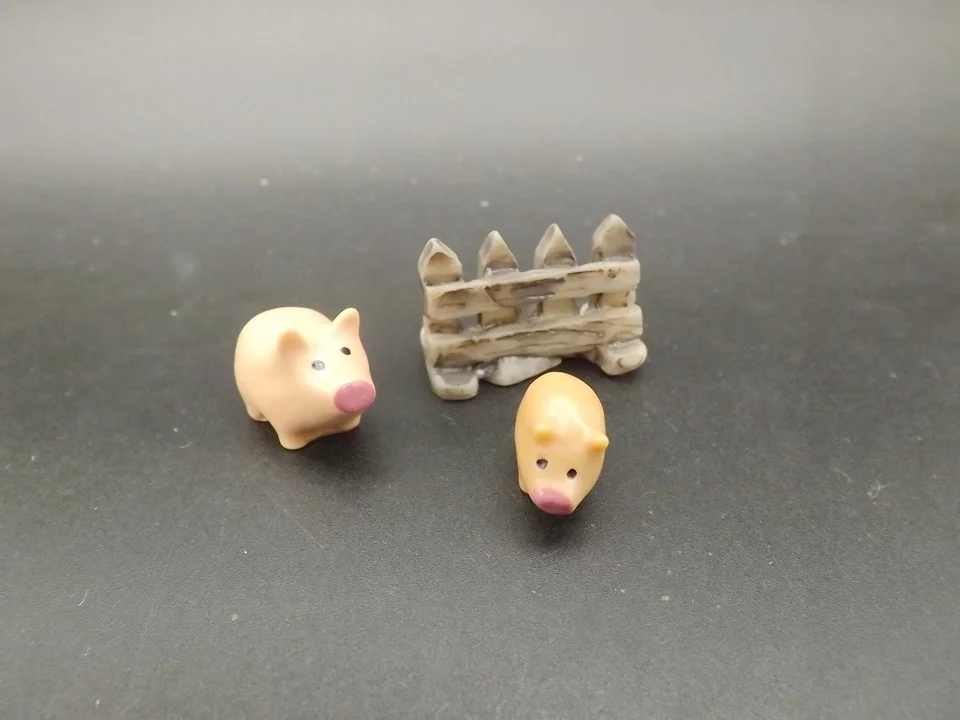 Tiny-S004Pig (8)