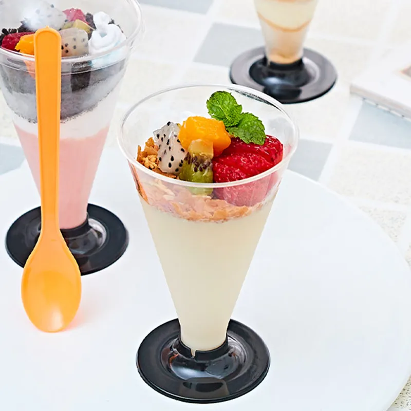 

50pcs Creative transparent disposable dessert cup party birthday wedding favor cake cups takeaway packaging plastic cup with lid