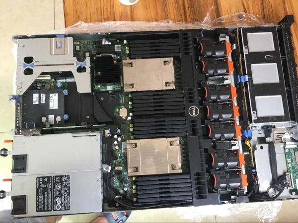 

DELL R630 Server Motherboard 0CNCJW with h330 Array Card 495w Dual Power