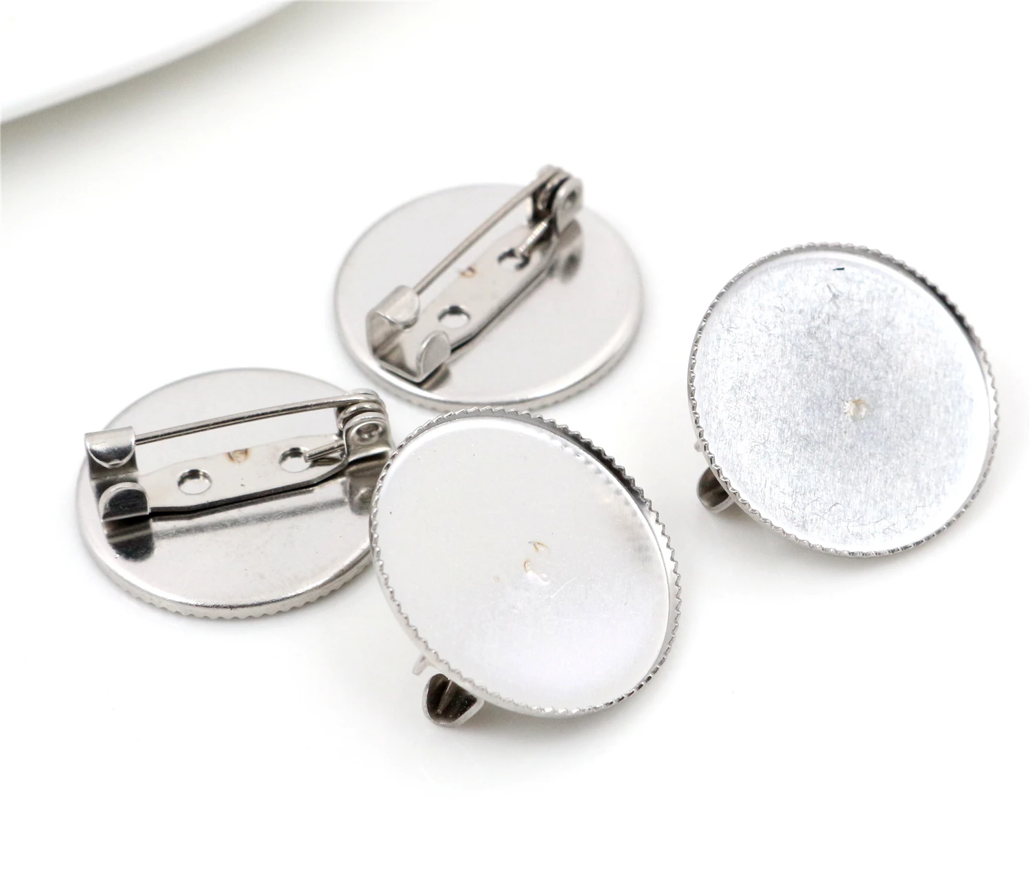 

( No Fade ) 10pcs 20mm Inner Size Stainless Steel Material Brooch Style Cabochon Base Cameo Setting Charms Pendant Tray (S2-29)