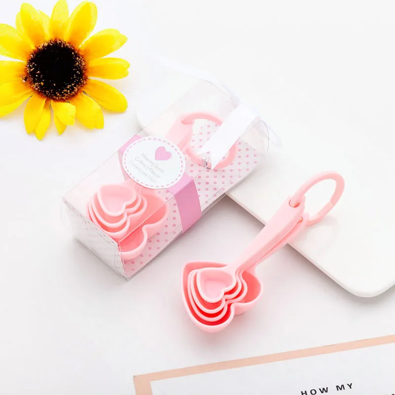 4 шт./лот = 1 коробка) Очаровательные Детские сувениры с сердечком, мерная ложка, сувениры для детского душа и вечерние подарки на день рождения - Цвет: pink
