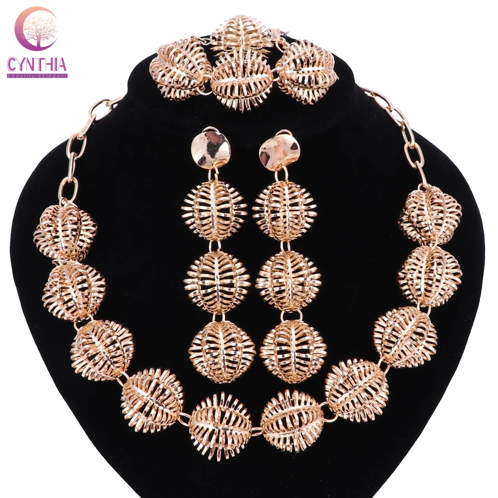 

Nigerian Wedding African Beads Jewelry Sets Fashion Dubai Necklace Earring Bracelet Ring Sets For Women Costume Design