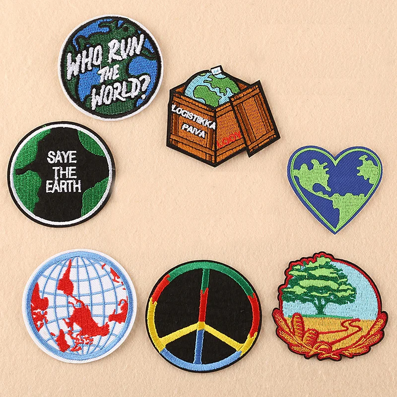 

1 PCS Earth Peace Patches Clothing Applications Embroidered Stripes Badges Iron on Round Appliques Stickers for Kids Clothes @E