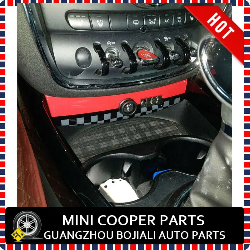 Le F54 JCW  USB2