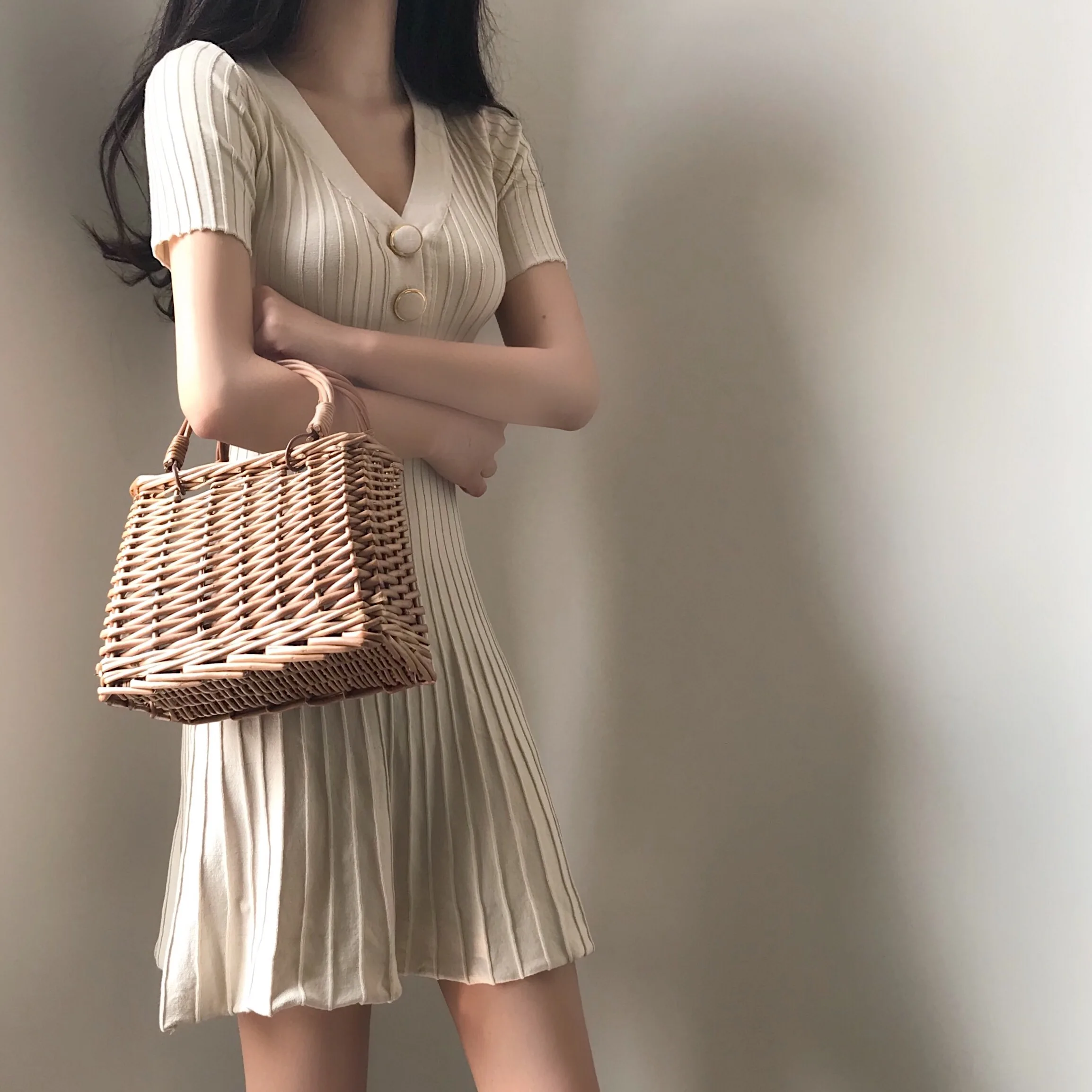 Женское трикотажное платье с V образным вырезом на пуговицах|knitted dress|a-line dressdresses