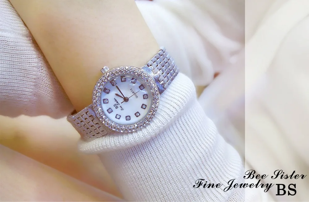 clock women 16