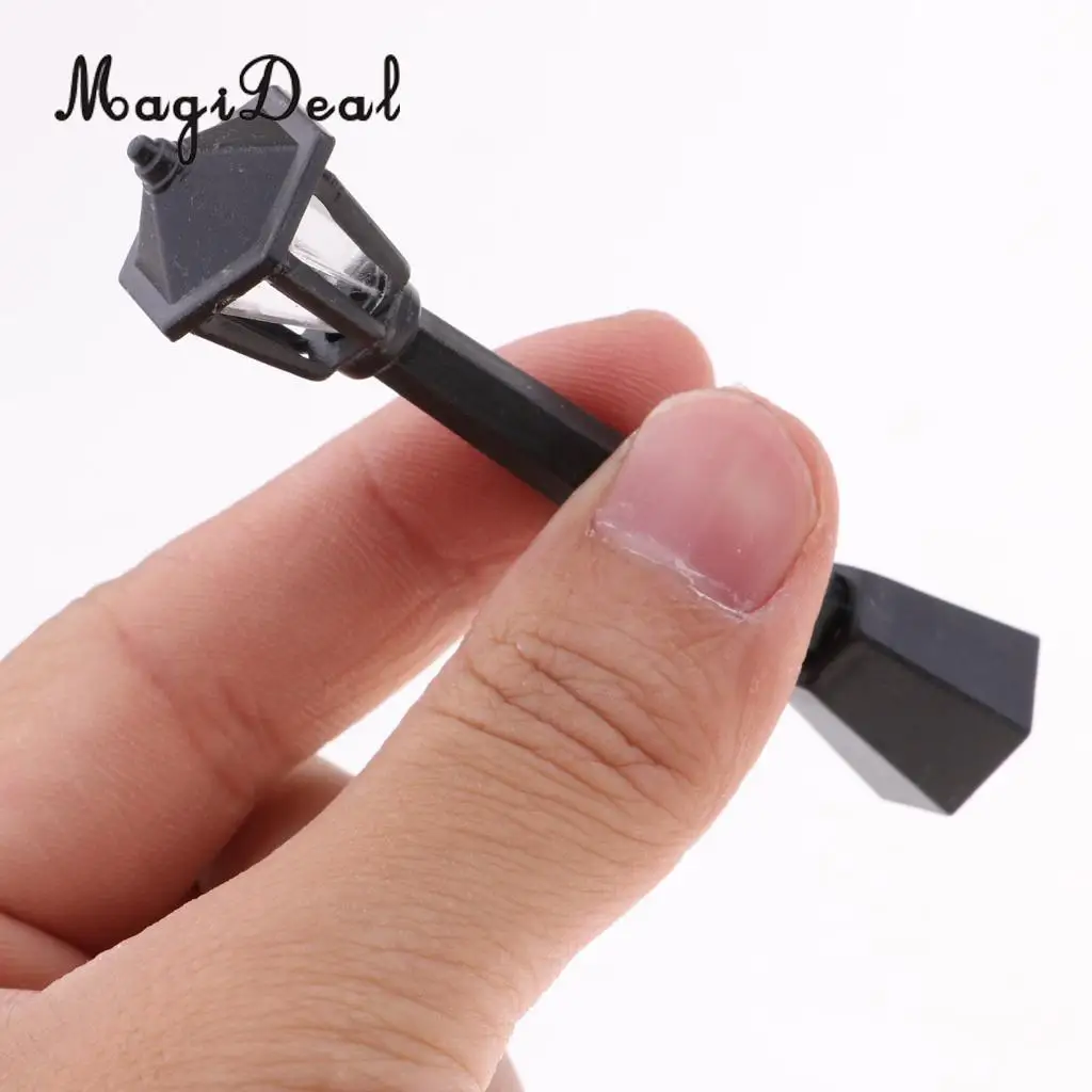 1/12 Miniature Architectural Courtyard Street Light Model Black Metal Outdoor Lamp Toy Dollhouse Life Scene Ornament 10 Pieces
