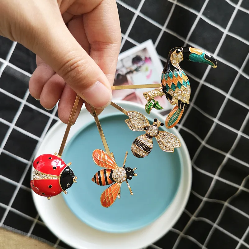 

KOMi Colorful Girls Barrettes Flying Bee Hair Flower Clip Pins Cute Hair Jewelry Rhinestone Hair Accessories Hairpins C10118-204