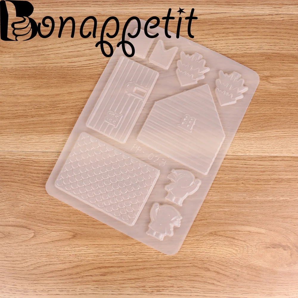 

1PC White Christmas Gingerbread House Mould Chocolate Mold Plastic Baking Cake Pastry Tools Cake Decorating Tools