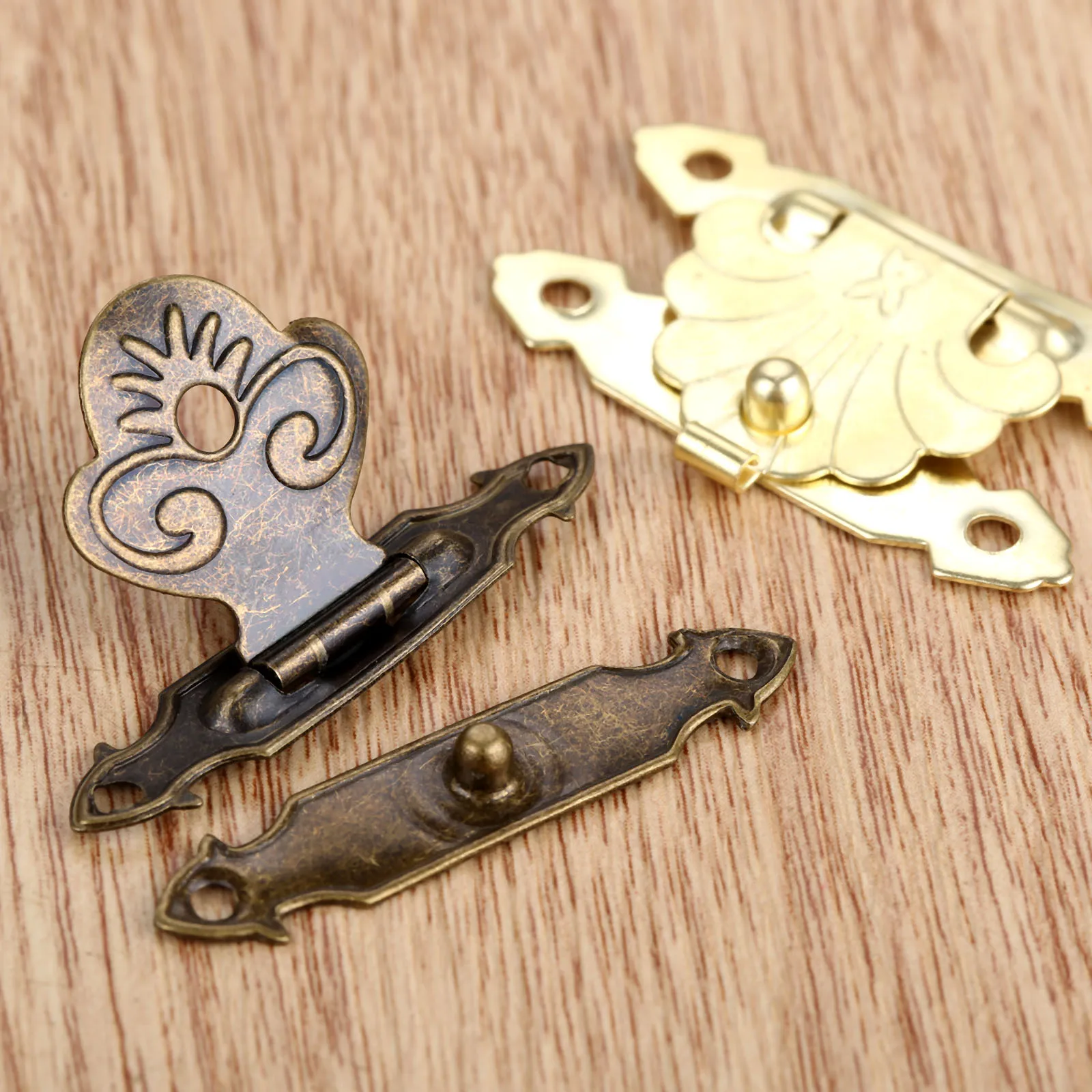10Pcs Mini Antique Brass Hasps Wooden Case Jewelry Gift Box Decorative Hasp Latch Wood Finuture Hook Lock with 40Pcs Screw