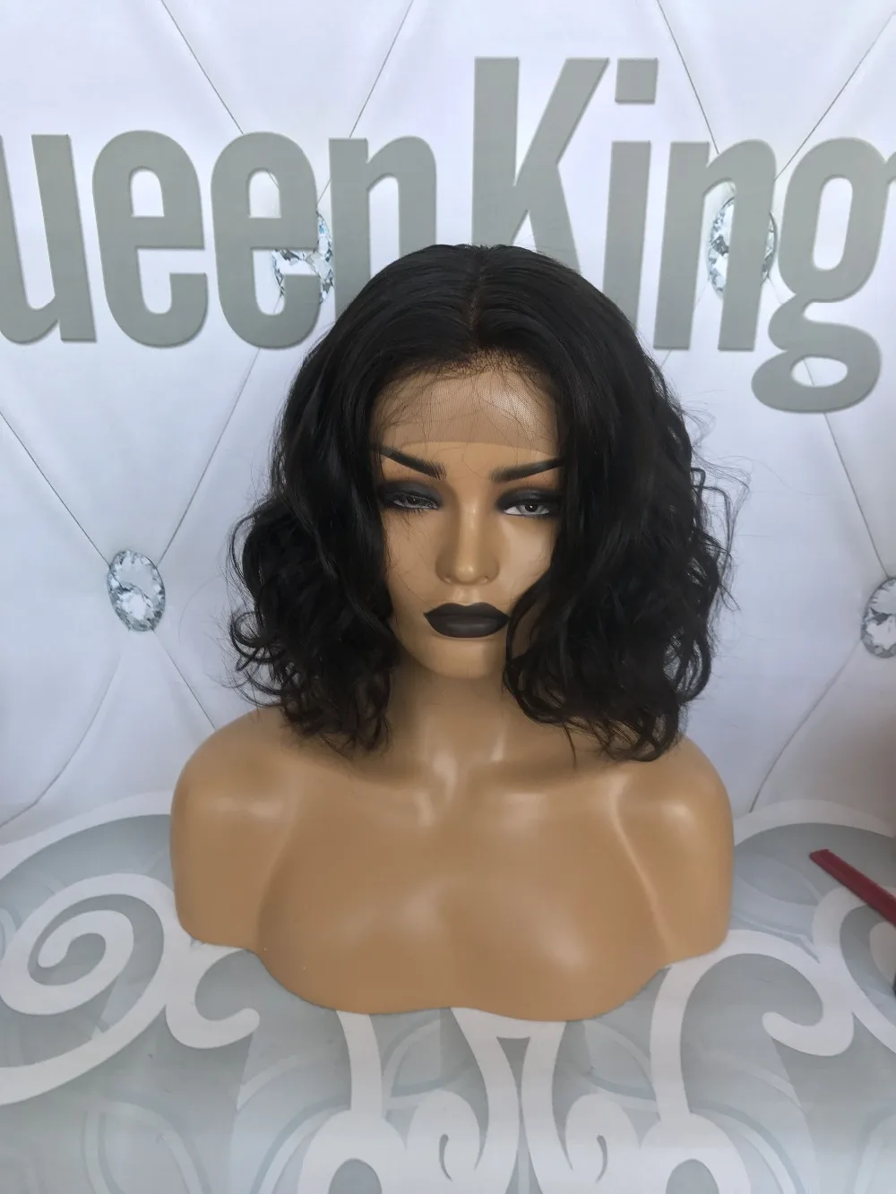 Парик из человеческих волос QueenKing 180% плотность Боб парик на полной сетке