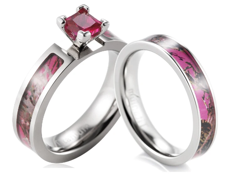 

SHARDON Rose Pink Camo Ring Set Women Titanium 4 Prong Setting Pink CZ Engagement Ring with Camo Wedding Band for Women-2pcs