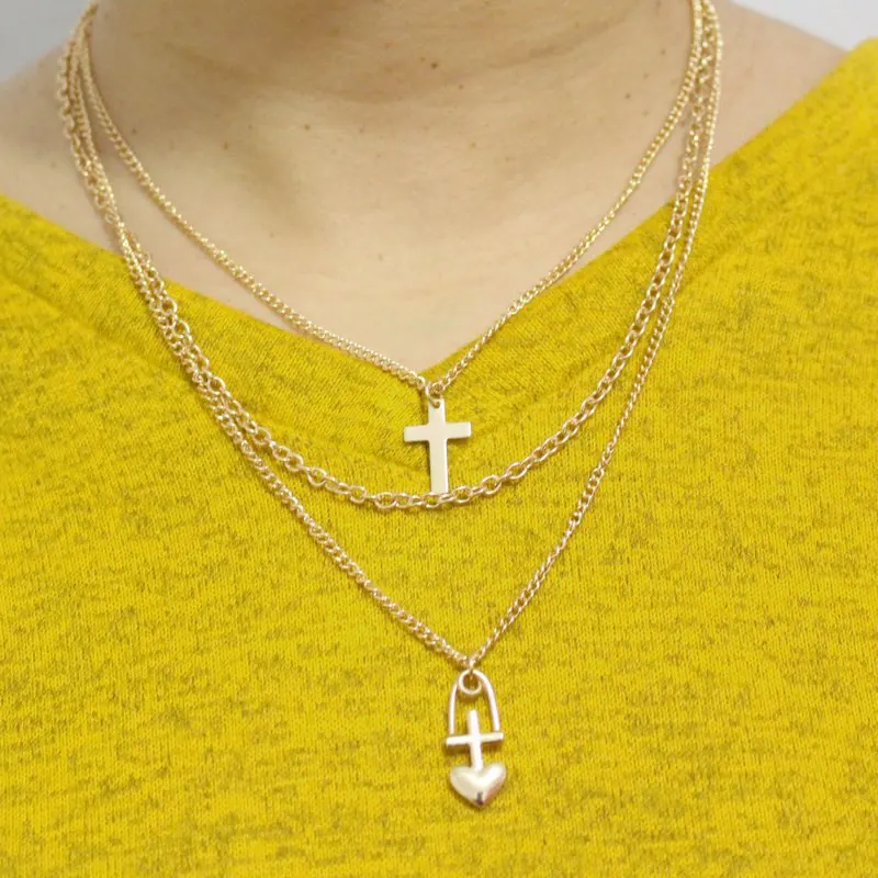 

Fashion Three Layers Gold Silver Color Layered Chain Cross Necklace For Woman Heart Cross Pendant Necklace Religious Jewelry