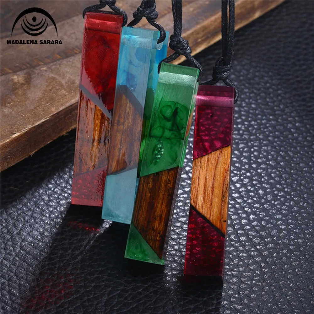 

MADALENA SARARA Classic Wood Resin Necklace Pendant Ethnic Style MD-ON15