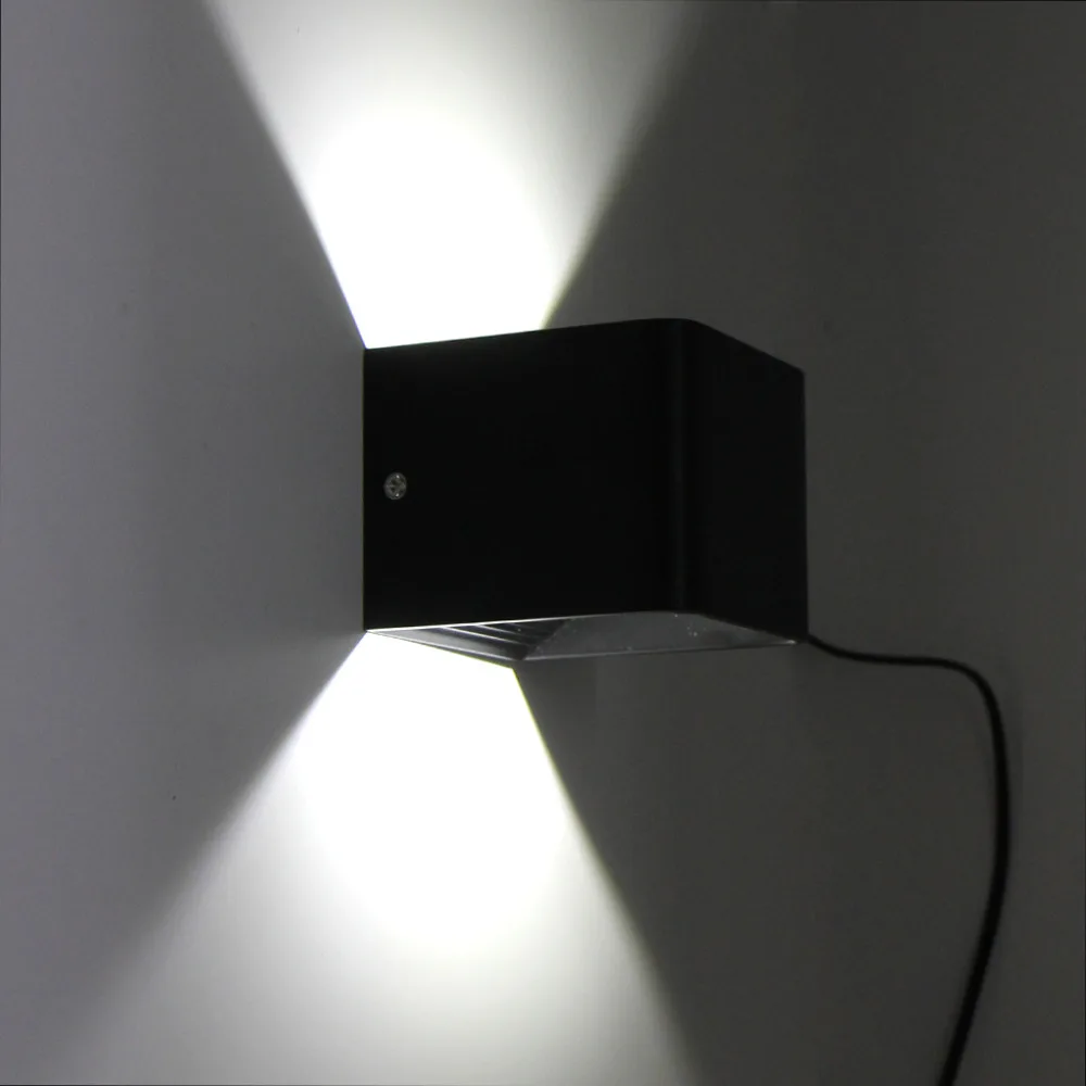 

HNGCHOIGE Wall Lamp LED 3W/5W Adjustable Interior Bedroom Headboard Corridor Wall Lamp Light Black White Color