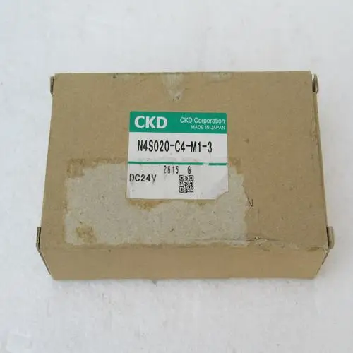 

Free shipping 100% new high quality New Japan CKD solenoid valve N4S020-C4-M1-3 spot