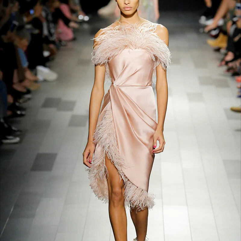 

2019 Autumn Winter New Ostrich Wool Gauze Party Dress Women Strapless Slim Irregular Small Dress Female Satin Pink Fold Dress A
