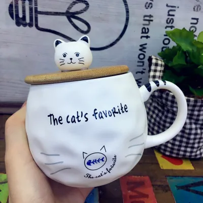 День Святого Валентина Kitty Кофе Кружки Чай чашка керамическая чашка с деревянной ложкой крышкой Бутылки для воды завтрак молоко чашки для любителей подарок - Цвет: B