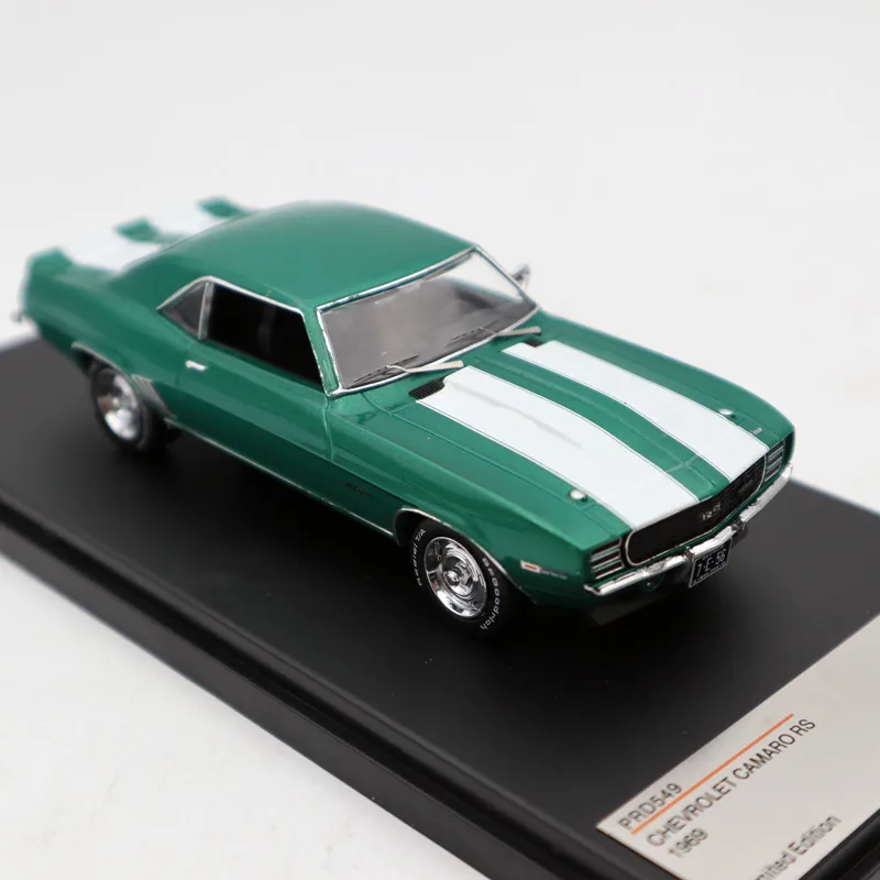 Премиум X 1:43 Chevrolet Camaro RS 1969 зеленый металлик PRD549 литые модели Ограниченная Коллекция