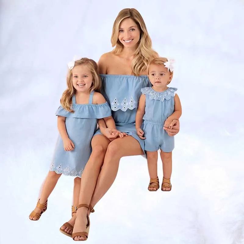 

2019 New Parent-child Outfit Off Shoulder Cowboy Embroidery Jumpsuit Mommy and Me Clothes Mother and Daughter Dress