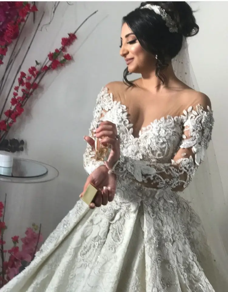 

Ball Gown Wedding Dresses vestido de noiva long robe de mariage Custom Made Lace Pearls Bridal Gown Long Sleeves
