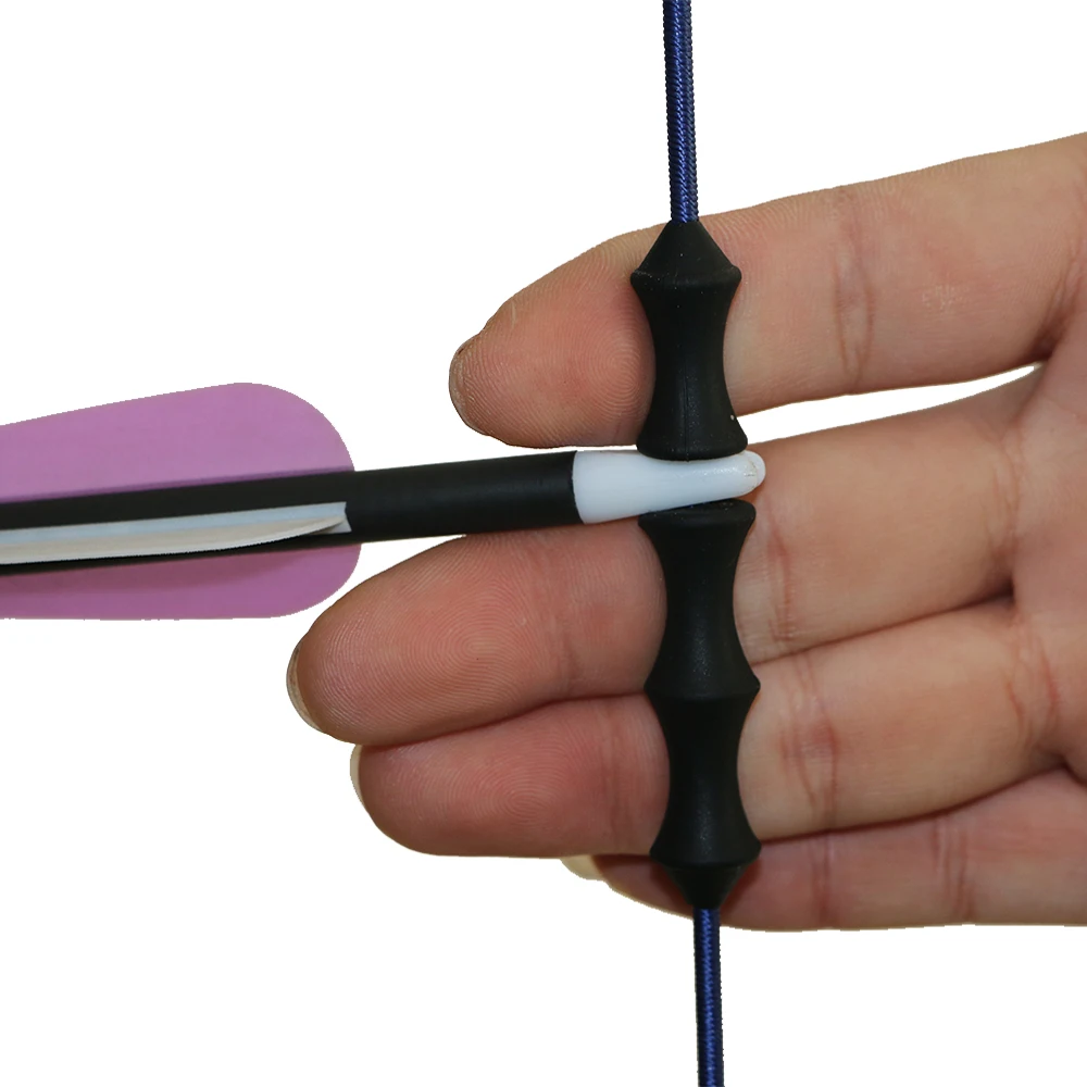 

4 pairs Archery Arrow Hunting Bowstring Silicon Finger Release Guard Protector Finger Glove Guard Bow Point for shooting