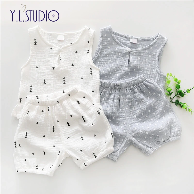 

Y.L.Studio Baby girl/boy's cotton casual set top o-neck without sleeve + short pant soft handfeel allover print with geometric