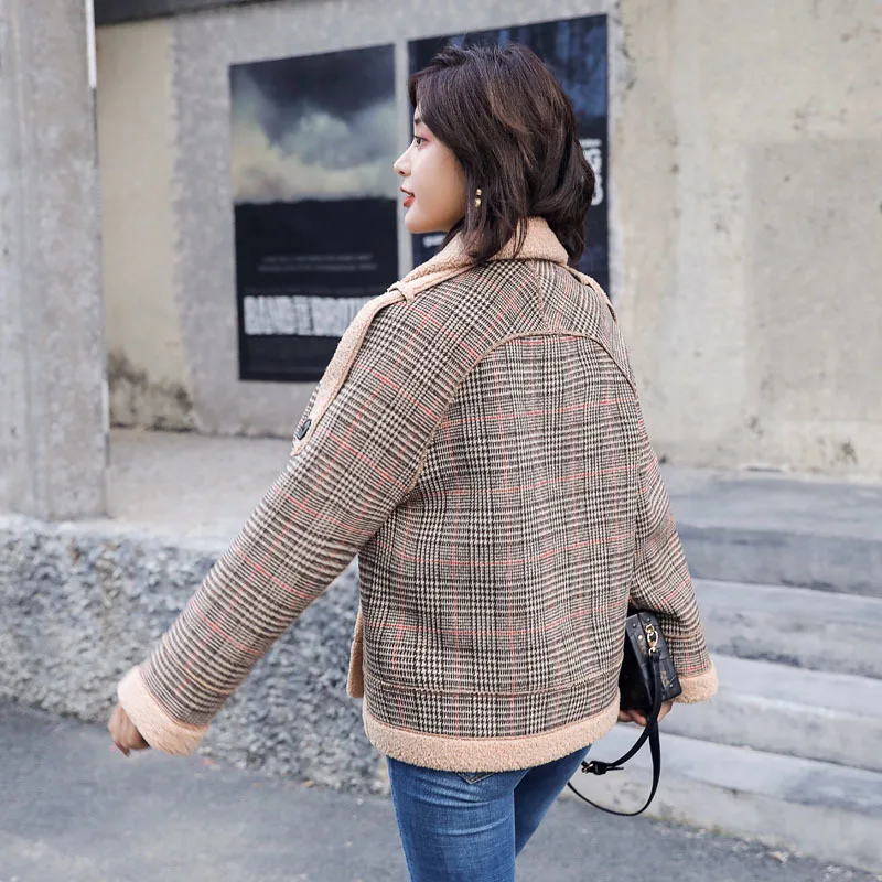New Lamb Cashmere Coats Women Fur Plaid Coat Casual Outerwear Women Tweed Winter Coats