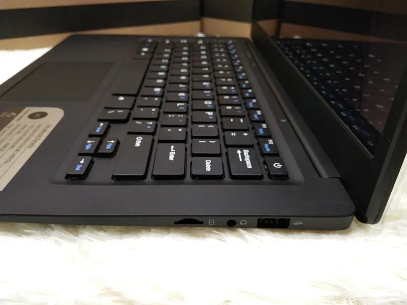 Бесплатная доставка 14 дюймов laptopWindows10 система с 4G ram 64G EMMC In tel X5 Z8350 компьютер HDMI wifi