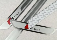 Sline S linha do carro soleira Da Porta Guardas placa de chinelo Cobrir Adesivo guarnição Apto Para Audi A4 A4L A6L Q5 Q3 A3