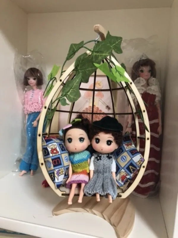 dollhouse chair