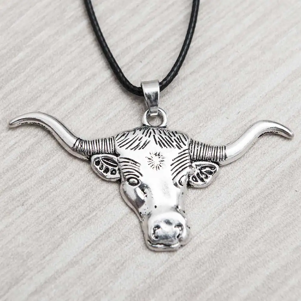 Bull Head Shape Pendant Car Rear View Mirror Charm Hanging