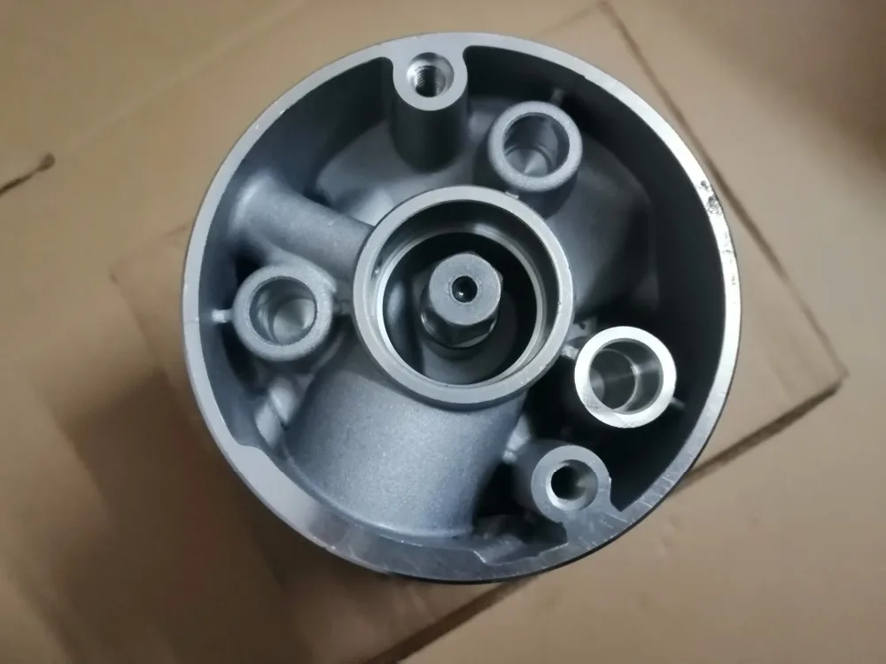 65111802001 OIL PUMP