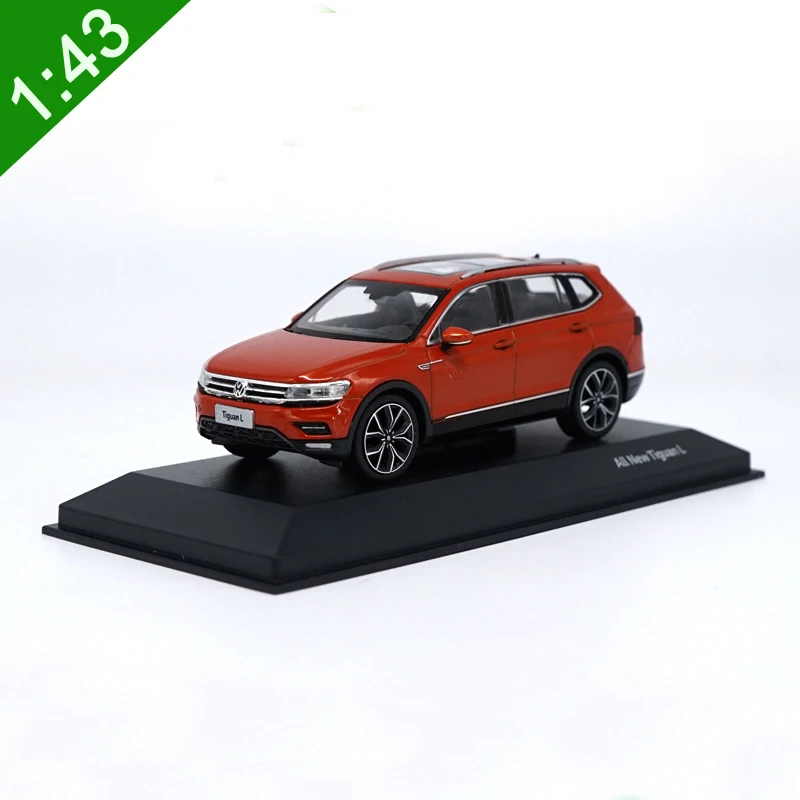 

High Simulation 2017 New 1:43 TIGUAN L Off-Road SUV Diecast Alloy Car Model For Boy Gift Toy Original Box
