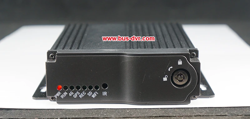 Самый дешевый 4 канальная Автомобильная DVR kit, MDVR с Русский/Английский язык меню, 4ch авто видео регистратор для автомобилей автобусов и грузовых автомобилей