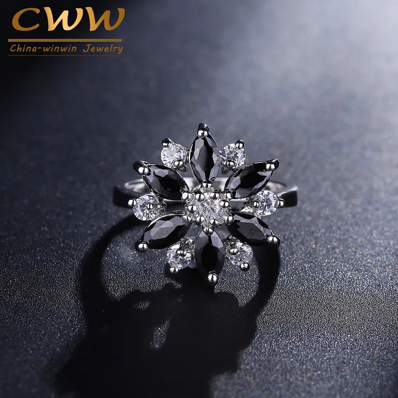 

CWWZircons 2017 New Fashion Design Big Flower Shape White And Black CZ Crystal Finger Rings For Women Trendy Jewelry R072
