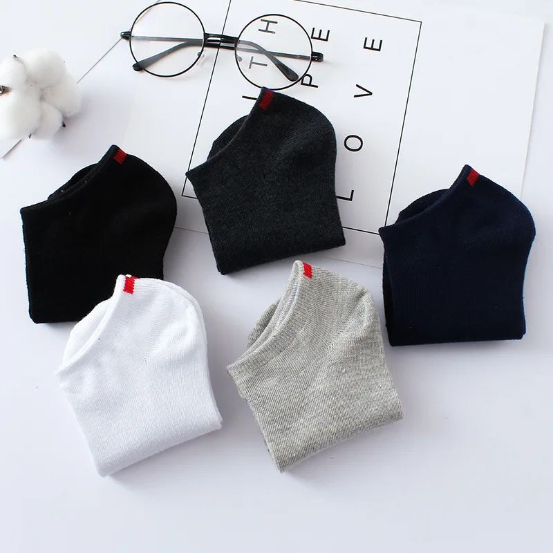 

DEWVKV 1Pair Men's Short Socks Solid Black/White Female Low Cut Ankle Sock Summer Spring Boy Simple Cotton Sock Drop Shipping G